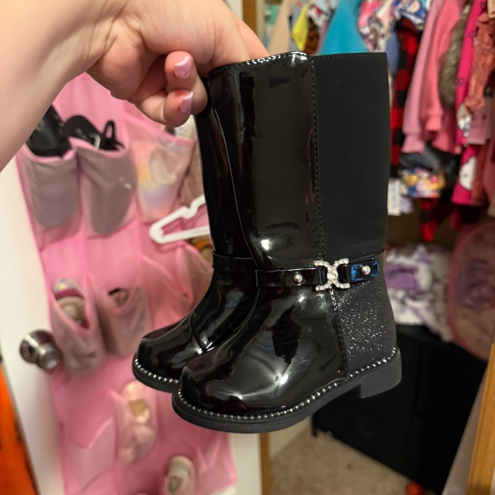 The Children's Place Black Glitter Kids Boots